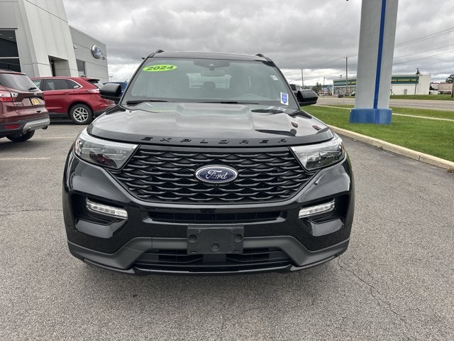 2024 Ford Explorer ST-Line