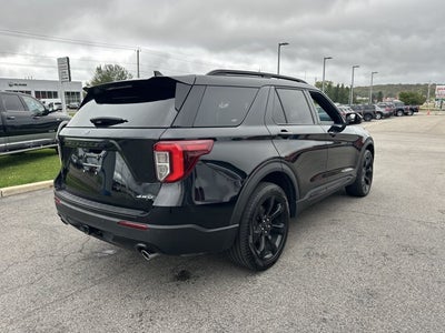 2024 Ford Explorer ST-Line