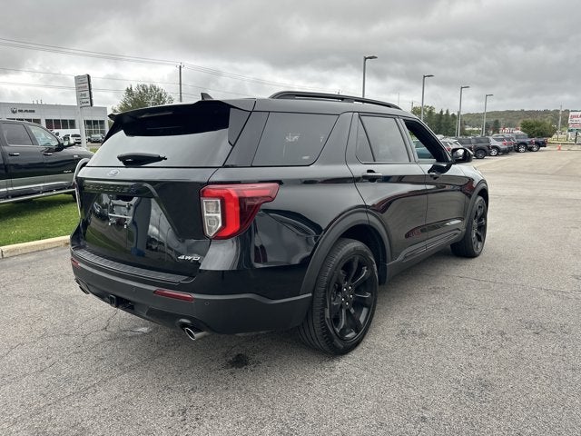2024 Ford Explorer ST-Line