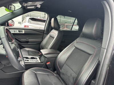2024 Ford Explorer ST-Line