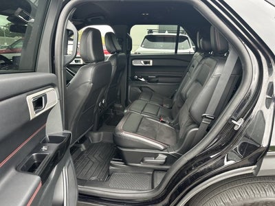 2024 Ford Explorer ST-Line