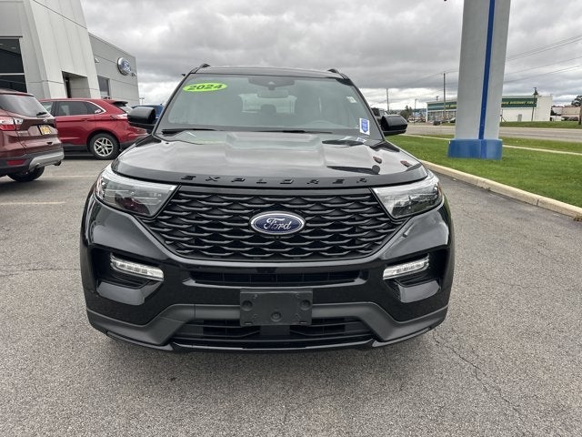 2024 Ford Explorer ST-Line