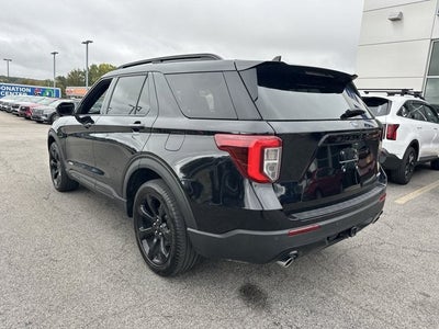 2024 Ford Explorer ST-Line