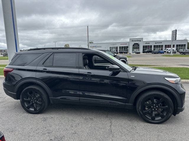 2024 Ford Explorer ST-Line
