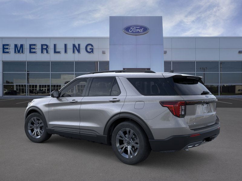2026 Ford Explorer XLT