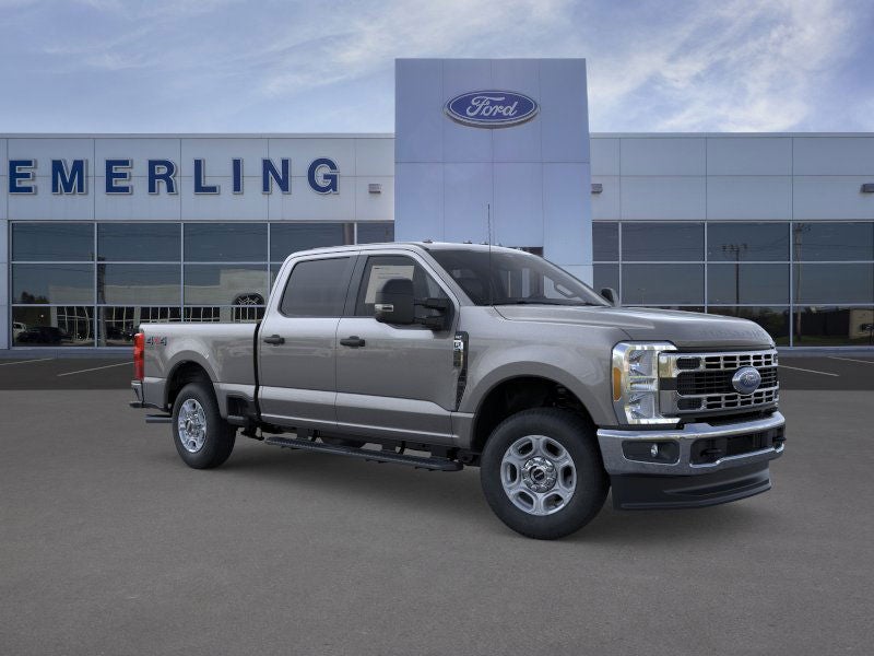 2026 Ford Super Duty F-350 SRW XLT