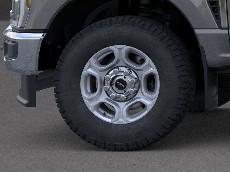 2026 Ford Super Duty F-350® XLT