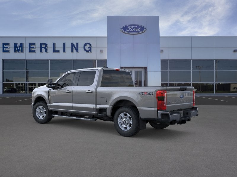 2026 Ford Super Duty F-350® XLT