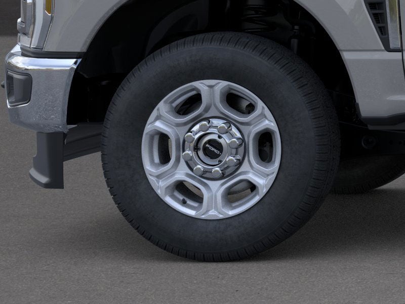 2026 Ford Super Duty F-350 SRW XLT