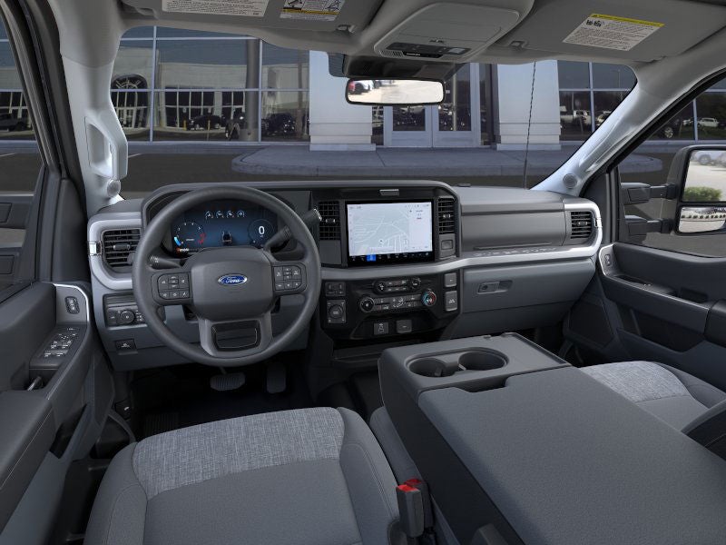 2026 Ford Super Duty F-350 SRW XLT