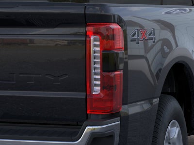 2026 Ford Super Duty F-350® XLT