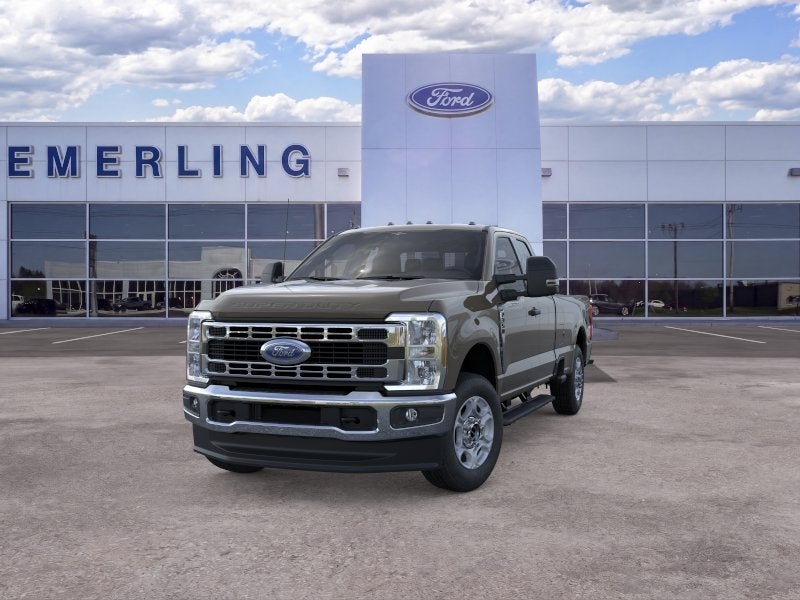 2026 Ford Super Duty F-350® XLT