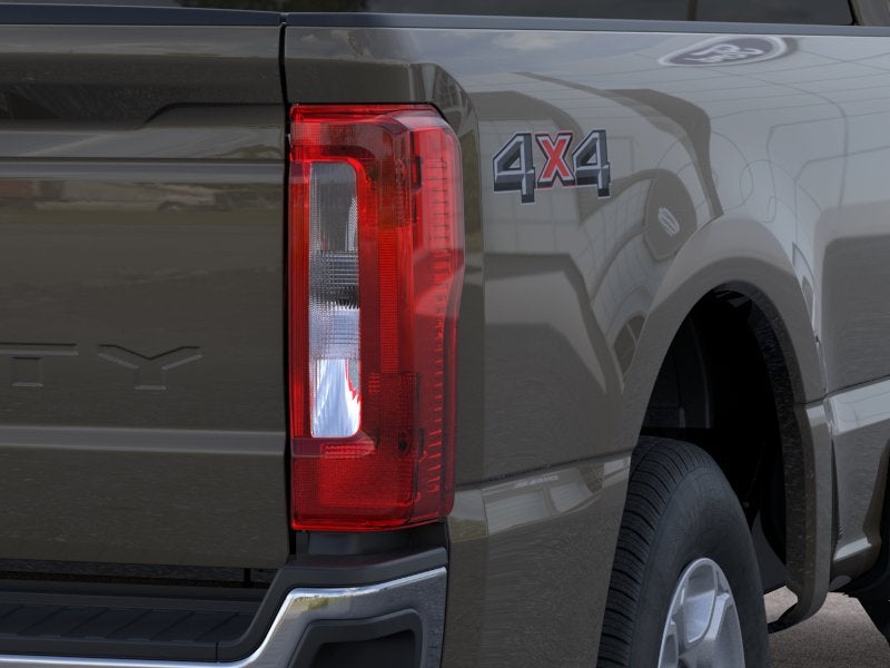 2026 Ford Super Duty F-350® XLT