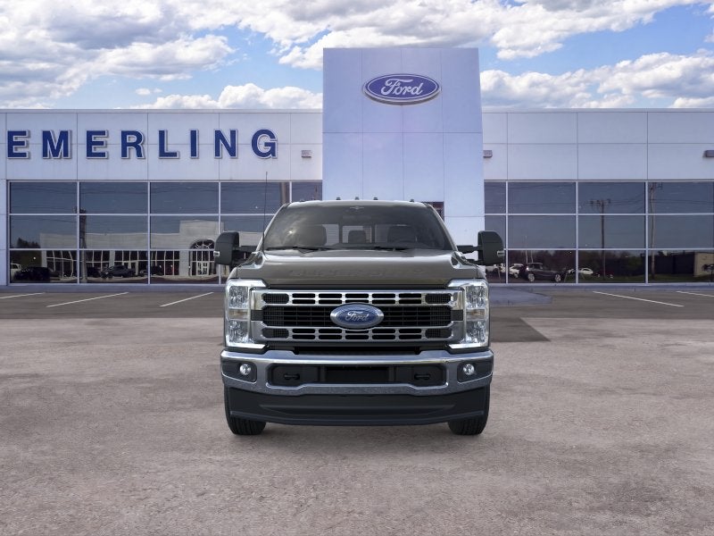 2026 Ford Super Duty F-350® XLT
