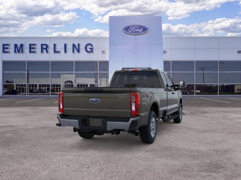 2026 Ford Super Duty F-350® XLT