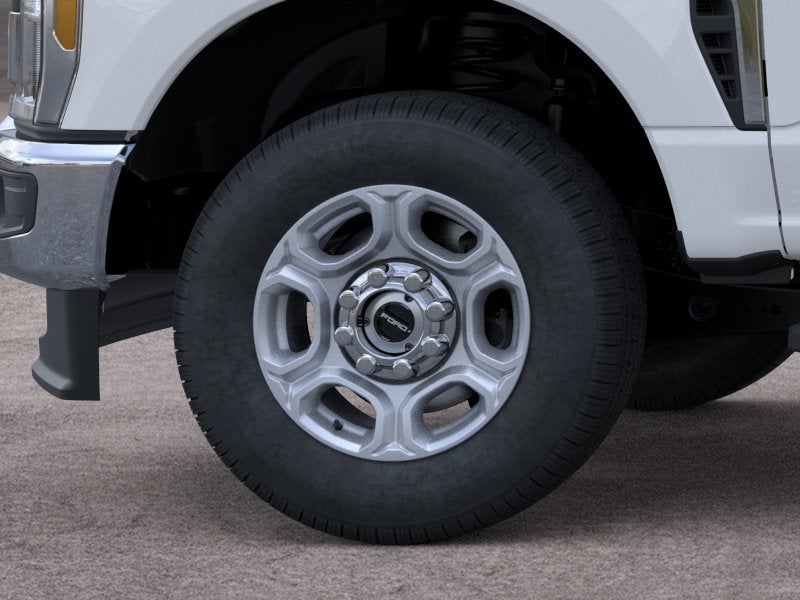 2026 Ford Super Duty F-350® XLT