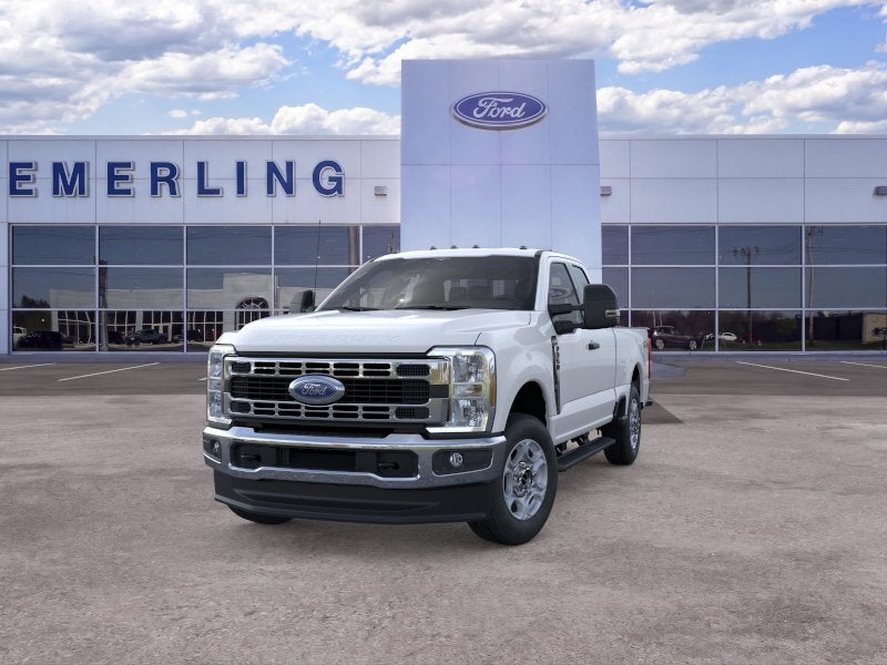 2026 Ford Super Duty F-350® XLT
