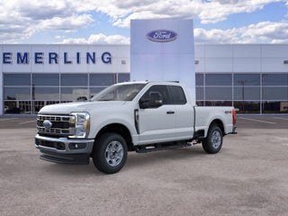2026 Ford Super Duty F-350® XLT