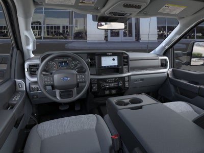 2026 Ford Super Duty F-350 SRW XLT