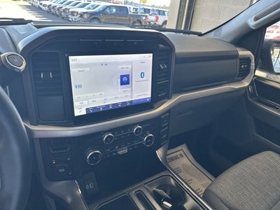 2022 Ford F-150 Base