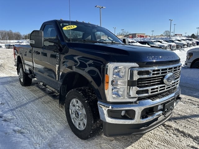 2023 Ford Super Duty F-250 SRW Base