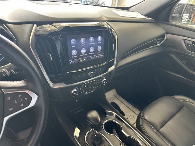 2022 Chevrolet Traverse LT Leather