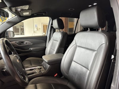 2022 Chevrolet Traverse LT Leather