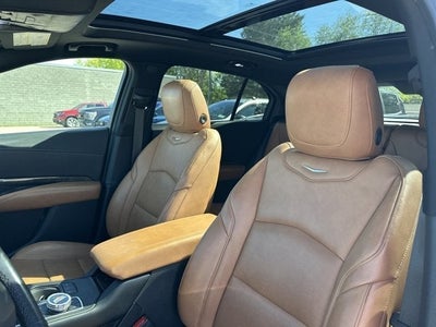 2019 Cadillac XT4 AWD Luxury