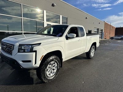 2024 Nissan Frontier SV