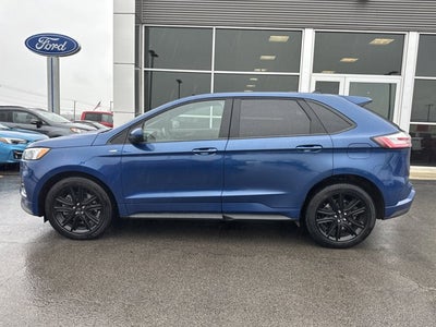 2022 Ford Edge Base